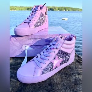 VINTAGE HAVANA SNEAKERS 
Women's Alexis Purple Leather High
Top Sneakers